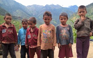 Bildungszugang für benachteiligte nepalesische Kinder